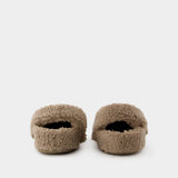 Classic Cozzzy Sandals - Crocs - Synthetic - Brown