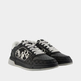 Classic Low Sneakers - Amiri - Leather - Black
