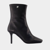 Square Toe 80 Ankle Boots - Courreges - Leather - Black