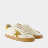 Super Star Sneakers - Golden Goose Deluxe Brand - Leather - White