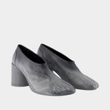 Court Pumps - MM6 Maison Margiela - Leather - Black