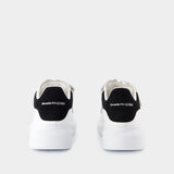 Oversize sneakers - Alexander Mcqueen - Leather - White/Black