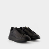 Sneakers Oversized - Alexander McQueen - Leather - Black