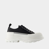 Tread Slick Sneakers - Alexander McQueen - Leather - Black