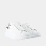 Oversized Sneakers - Alexander McQueen - Leather - White
