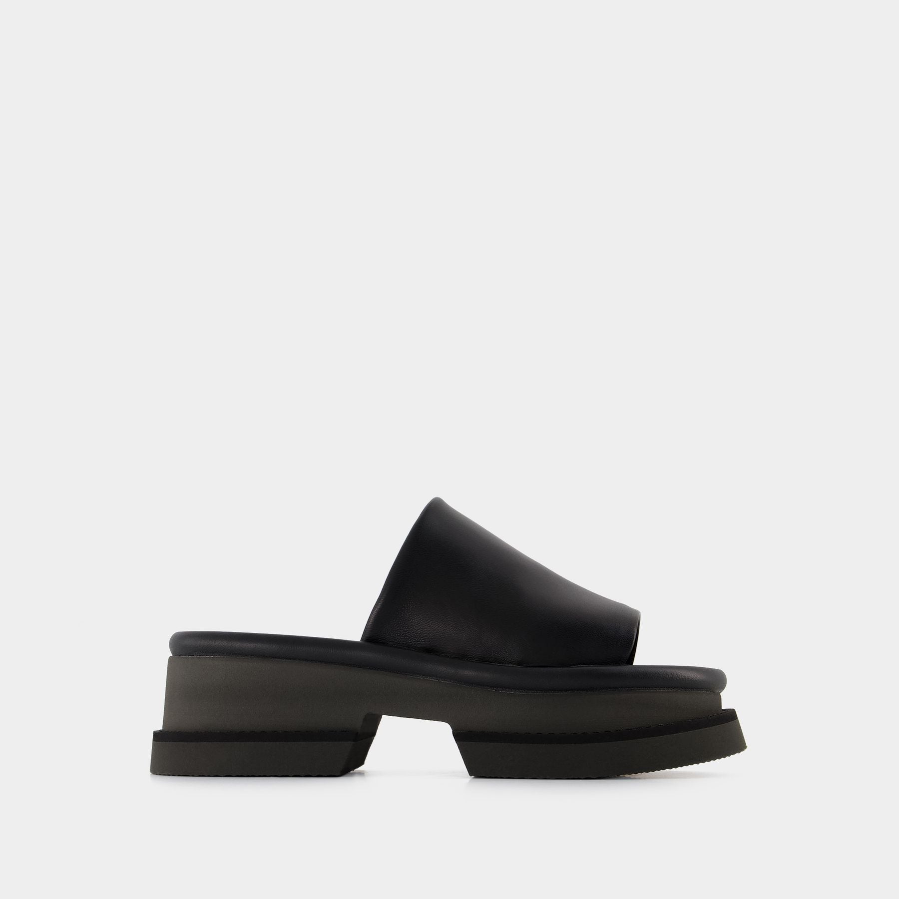 サンダル・ミュール CLERGERIE Women Sandals FINLEY330403 011 BLACK サンダル・ミュール CLERGERIE Women Sandals FINLEY330403 011