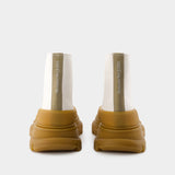 Tread Ankle Boots - Alexander McQueen - Calfskin - Beige