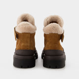 Jolya Boots in Brown/Ivory Suede