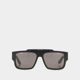 Sunglasses - Gucci - Black/Grey