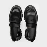 Upper and Ru Loafers in Black Leather