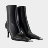Ferrara Ankle Boots - Alexander Wang - Leather - Black