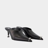 Akilita Sandals - Alexander Wang - Leather - Black