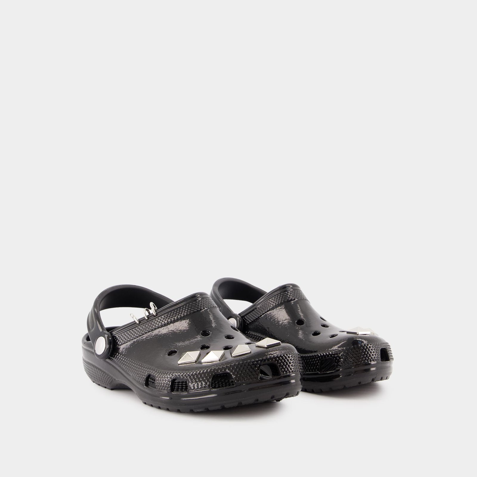 【関税込み】Classic Studded Sandals - Crocs - Synthetic - Bl Classic Studded Sandals - Crocs - Synthetic - Black