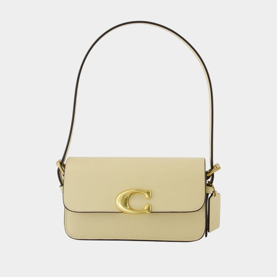 Zoe Shoulder Bag - Coach - Leather - Yellow