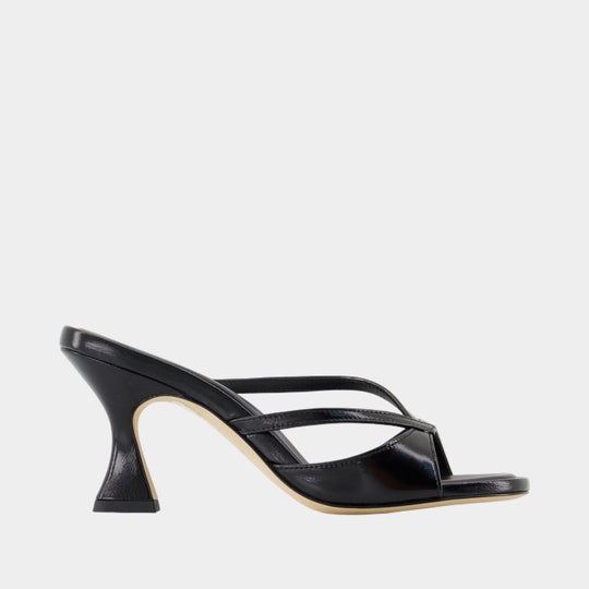 Athena Pumps - Carel - Leather - Black