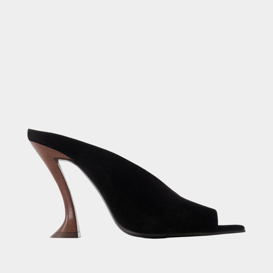 Midnight Step Pumps - Lanvin - Leather - Black