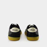 Volley Sneakers - Veja - Leather - Black