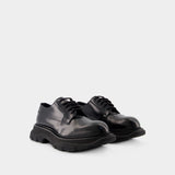 Treadslick Loafers - Alexander McQueen - Leather - Black