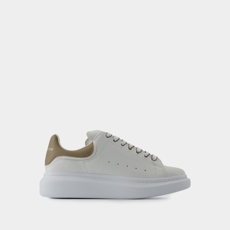 スニーカー Oversized Sneakers - Alexander McQueen - Leather - Beige 23757444_54331700_600.jpg