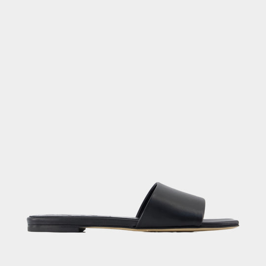 Anna Slides - Aeyde - Leather - Black