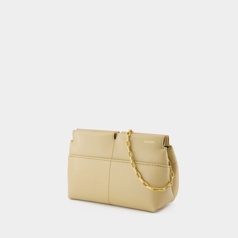 【関税&送料込】Burberry Clutch 22102426_51830033_1000.jpg