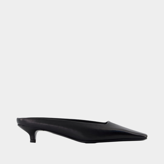 Square Kitten Pumps - TOTEME - Leather - Black