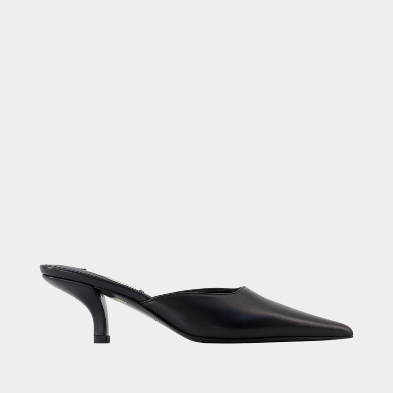 Sharp Sandals - TOTEME - Leather - Black