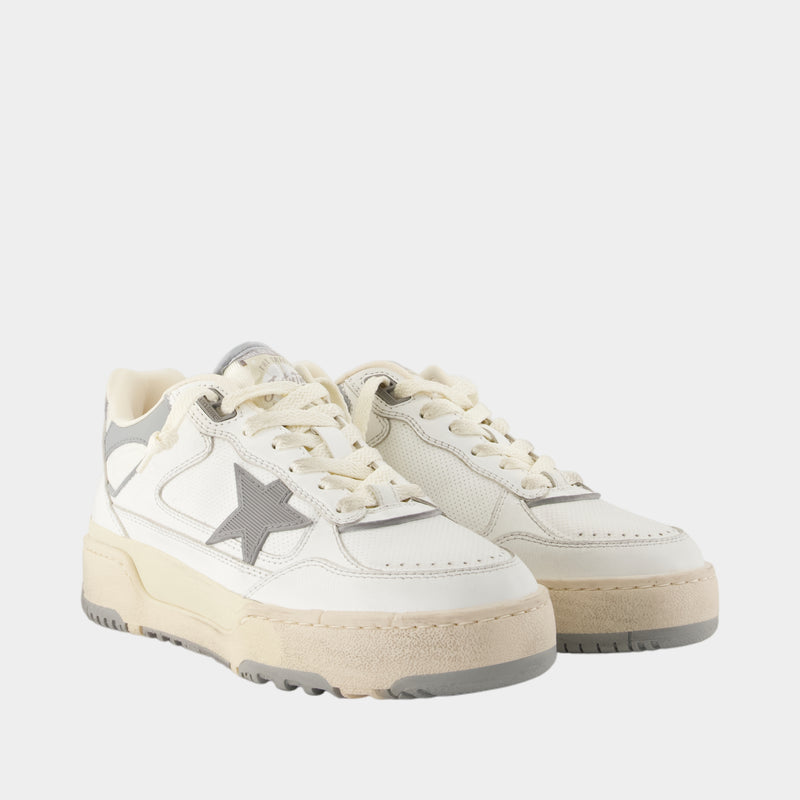 Forty2 Sneakers - Golden Goose Deluxe Brand - Leather - White