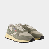 Reelwind Low Sneakers - Autry - Leather - Green