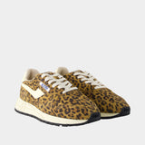 Reelwind Low Sneakers - Autry - Leather - Brown