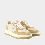 Medalist Low Sneakers - Autry - Leather - Gold