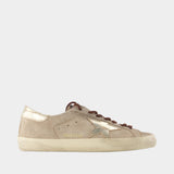Super Star Sneakers - Golden Goose Deluxe Brand - Leather - Beige