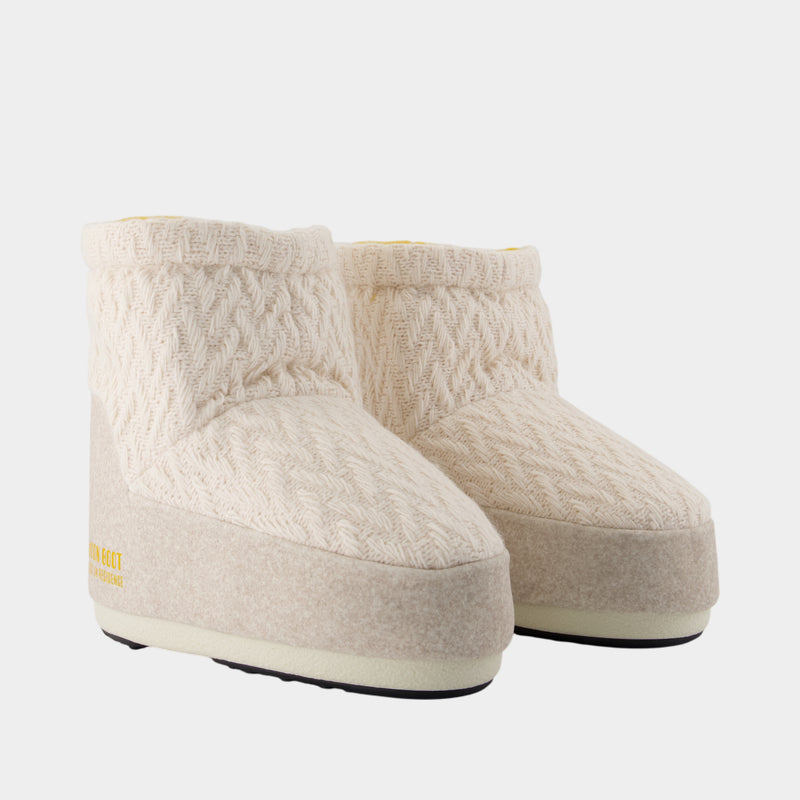 Mb X Gir Icon Low Ankle Boots - Moon Boot - Acrylic - White