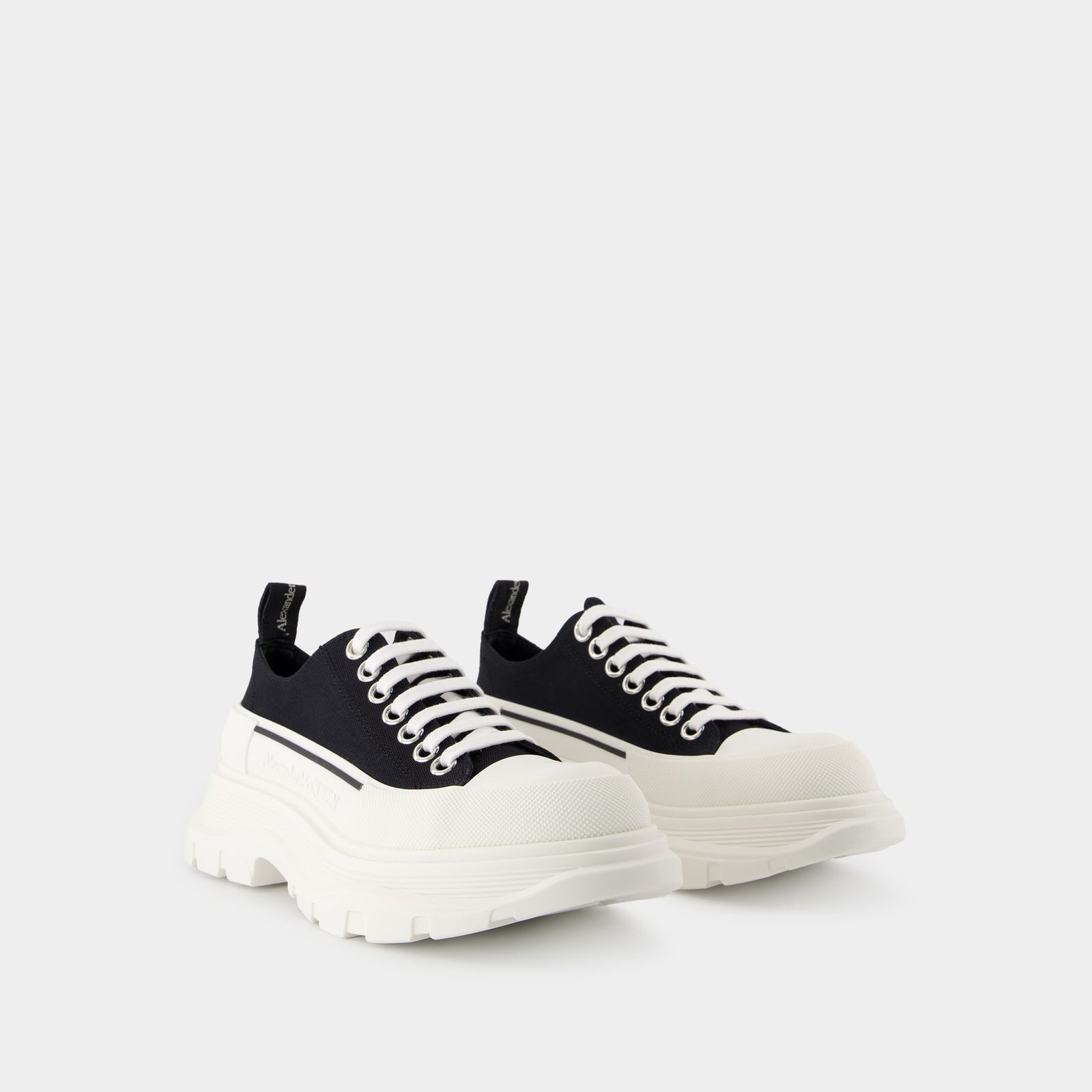 Tread Slick Sneakers - Alexander McQueen - Canvas - Black/White