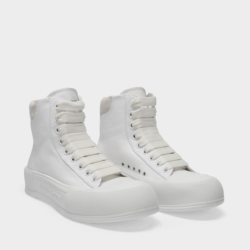 Deck Sneakers in White Canvas