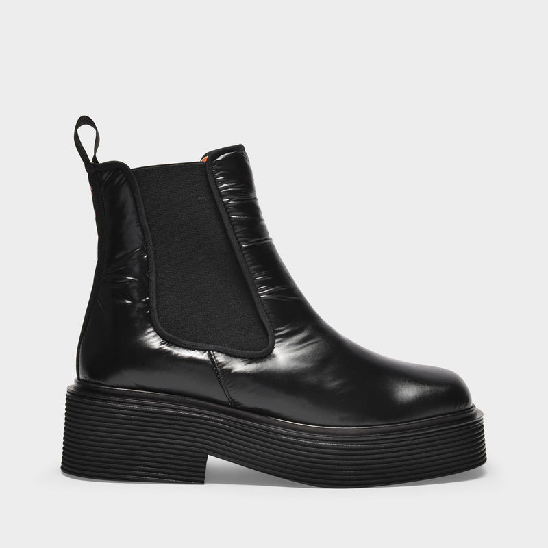 Chelsea Nylon in Black