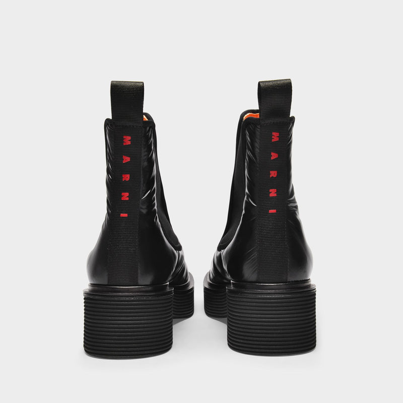 Chelsea Nylon in Black