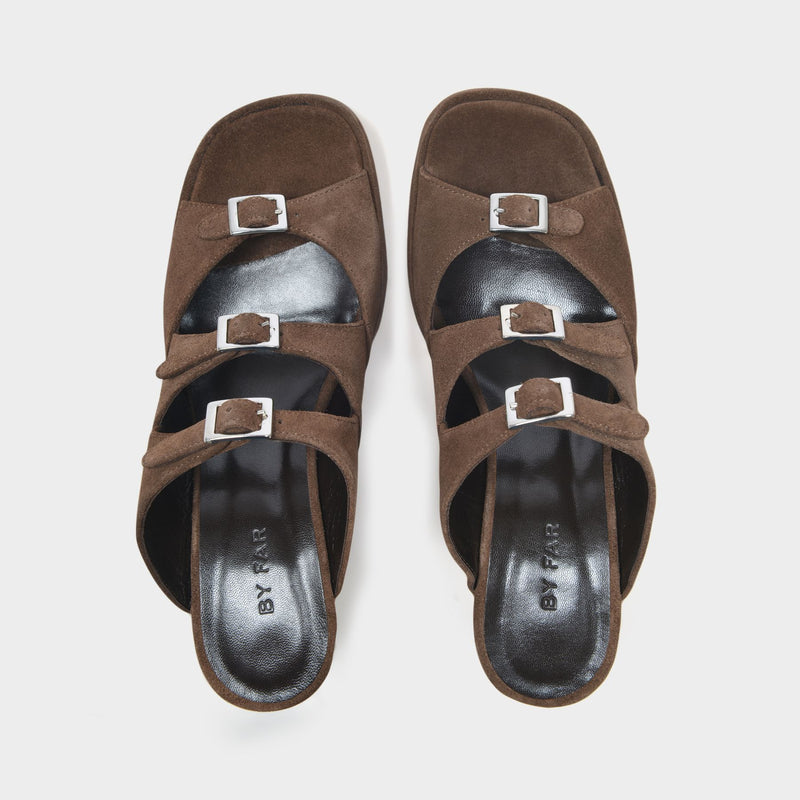 Chaka Sandals in Brown Suede Leather