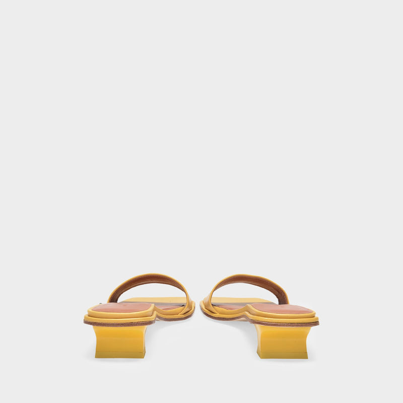 Isla Sandals 30mm in Yellow Leather