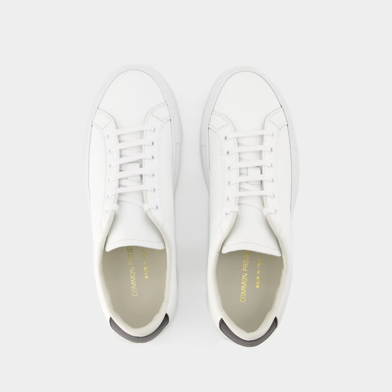 Retro Classic Sneakers - Common Projects - Leather - Black