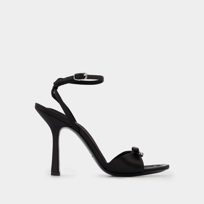 Adalia Black Flat Thong Sandals Sliders