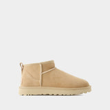 W Classic Ultra Mini Ankle Boots - UGG - Leather - Sand