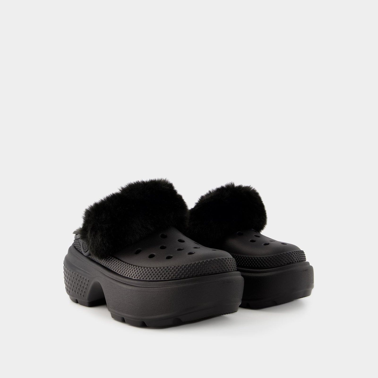 【関税込み】Stomp Lined Mules - Crocs - Thermoplastic - Blac Crocs Stomp Lined Clog - Black • See best price »