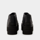 Classic Ultra Mini Platform Ankle Boots - Ugg - Leather - Black