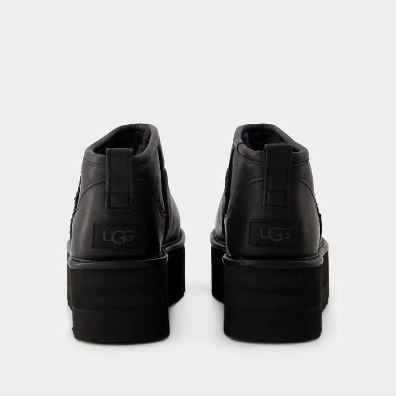 Classic Ultra Mini Platform Ankle Boots - Ugg - Leather - Black