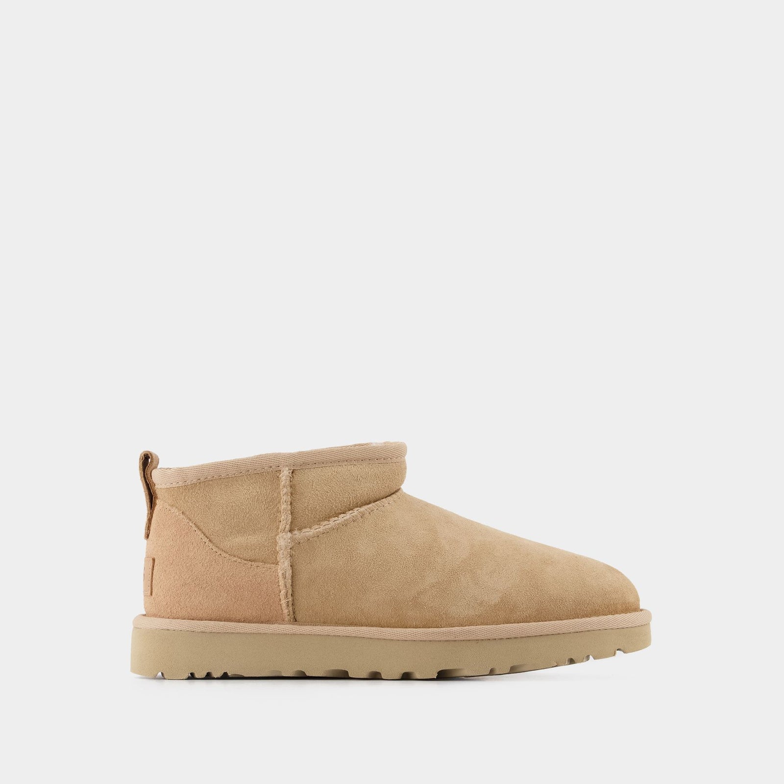 UGG ベージュ 24センチ 中古・古着通販】UGG (アグ) スニーカー ベージュ サイズ:24