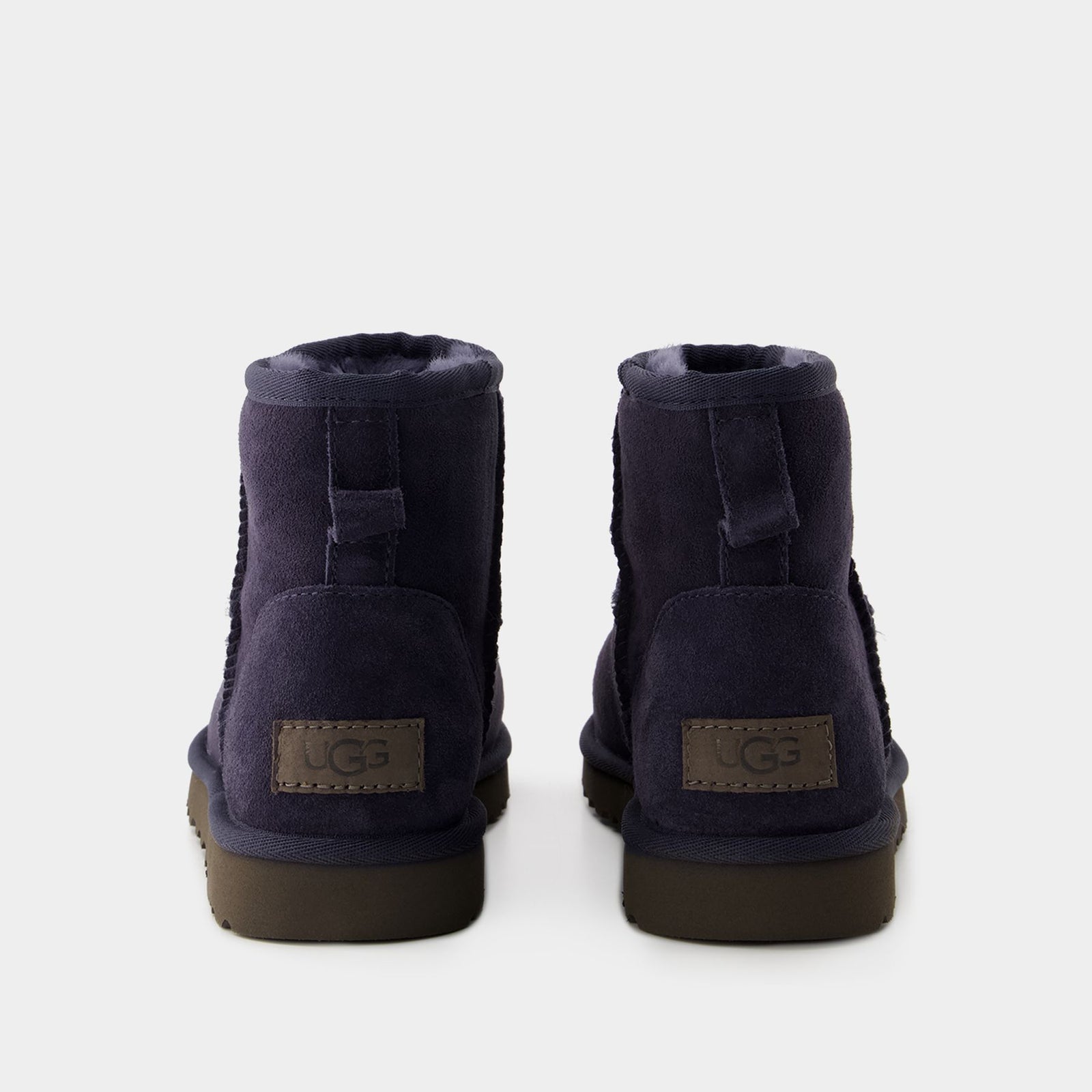 【試し履き未使用】UGG CLASSIC MINI II 24センチ UGG CLASSIC MINI II BOOTIE IN CHESTNUT – AKIRA