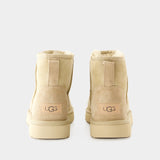 Classic Mini II Ankle Boots - Ugg - Leather - Beige