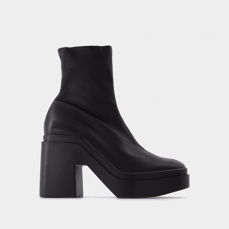 Ninaa8 Boots in Black Leather