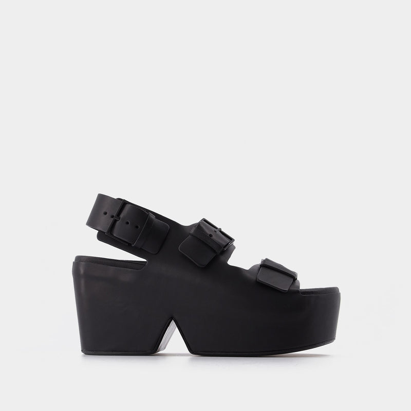 Elva Sandals in Black Leather